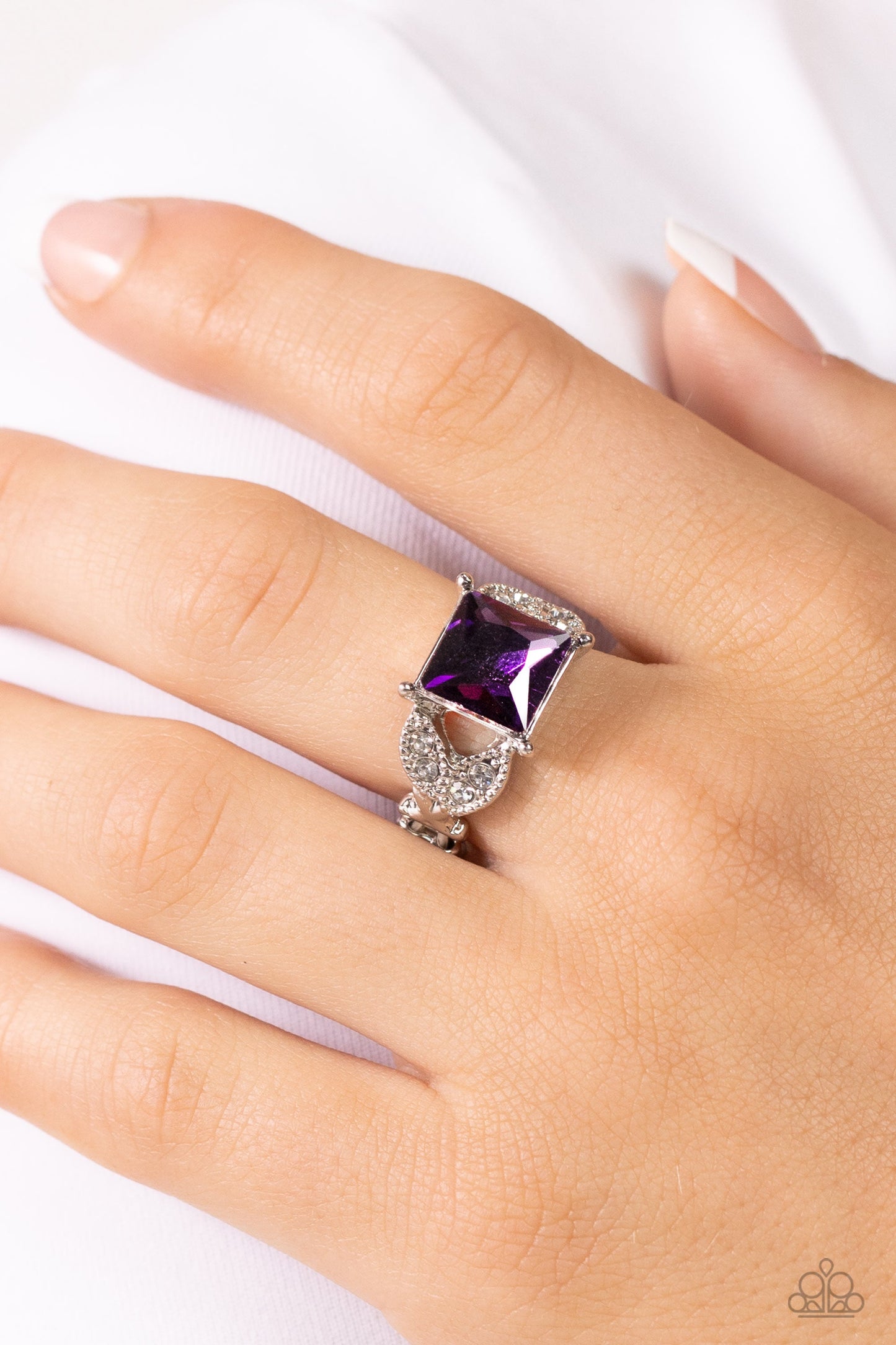 Deluxe Drama - Purple Rhinestone Ring - Paparazzi Accessories