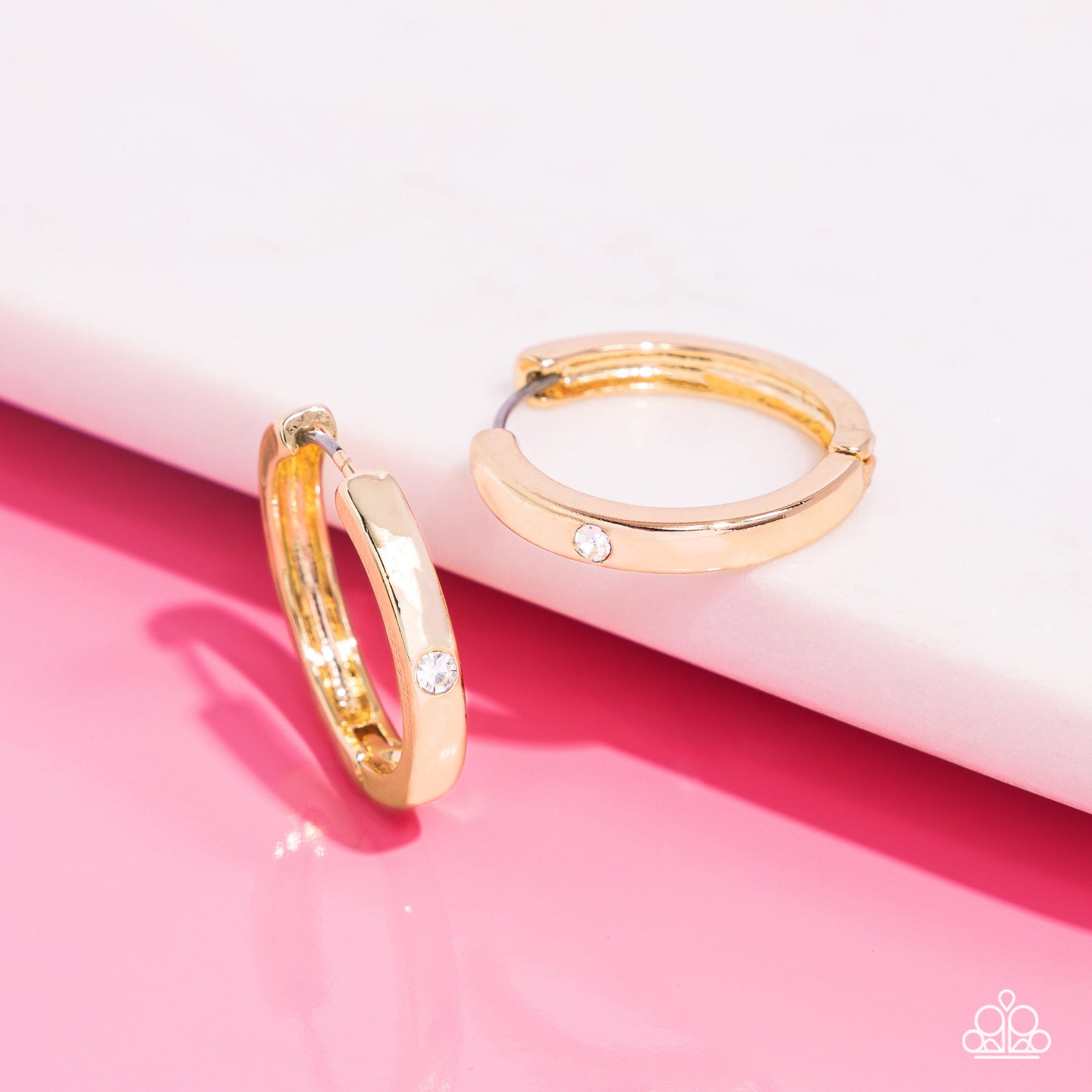 A-Lister Attention - Gold Hinge Hoop Earrings - Paparazzi Accessories