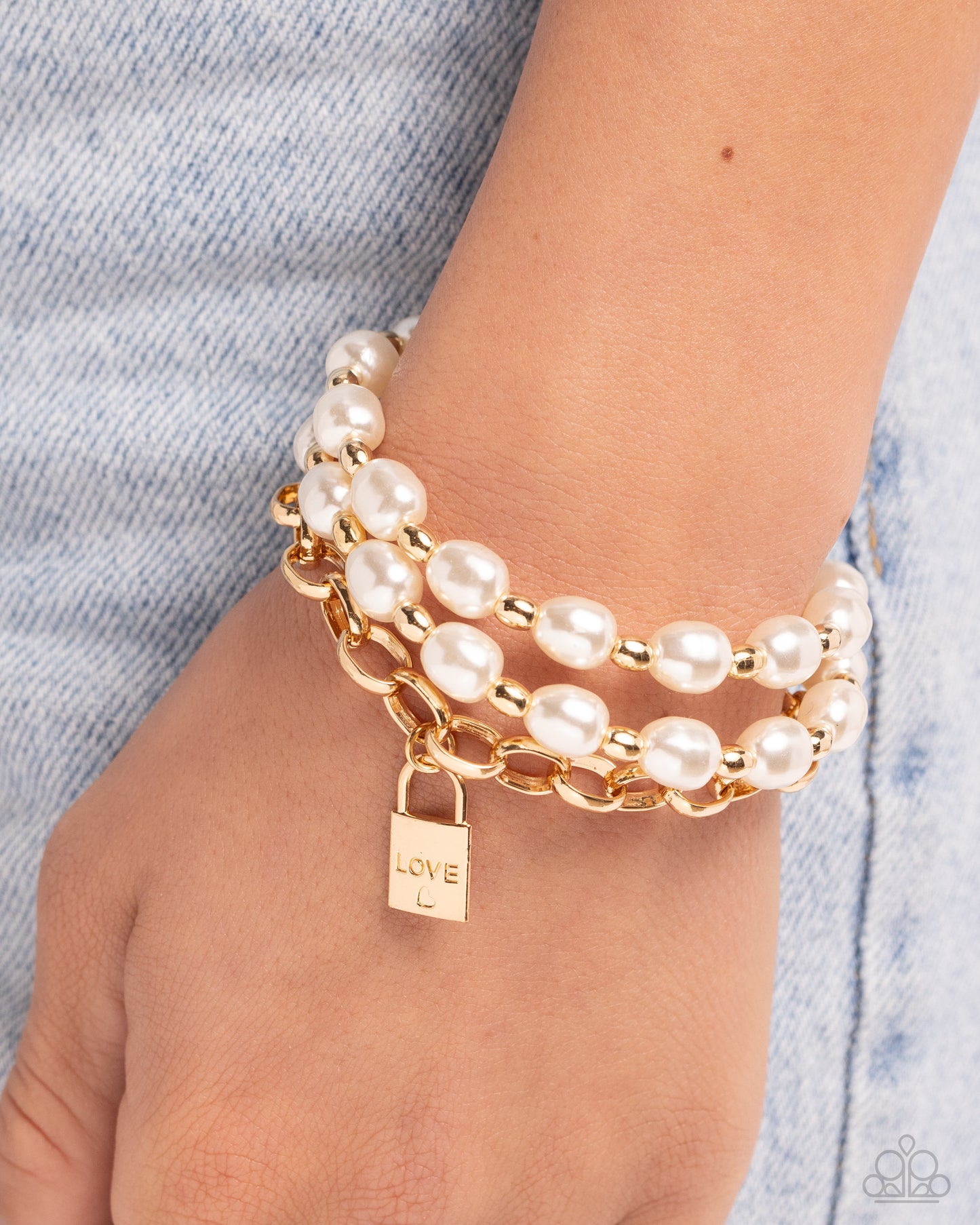 LOVE-Locked Legacy - Gold Clasp Bracelet - Paparazzi Accessories