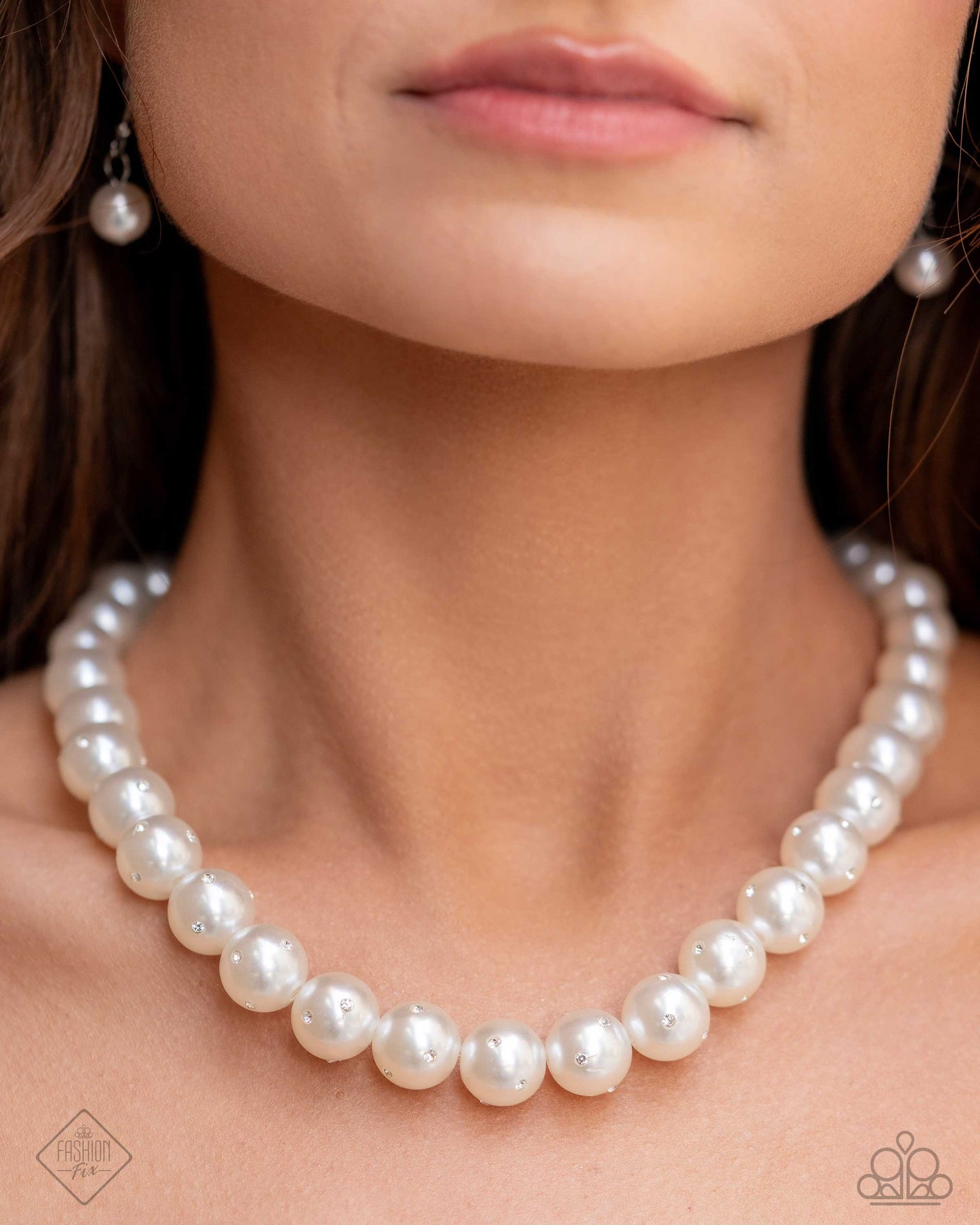 Dashing Definition - White Pearl Necklace - Paparazzi Accessories