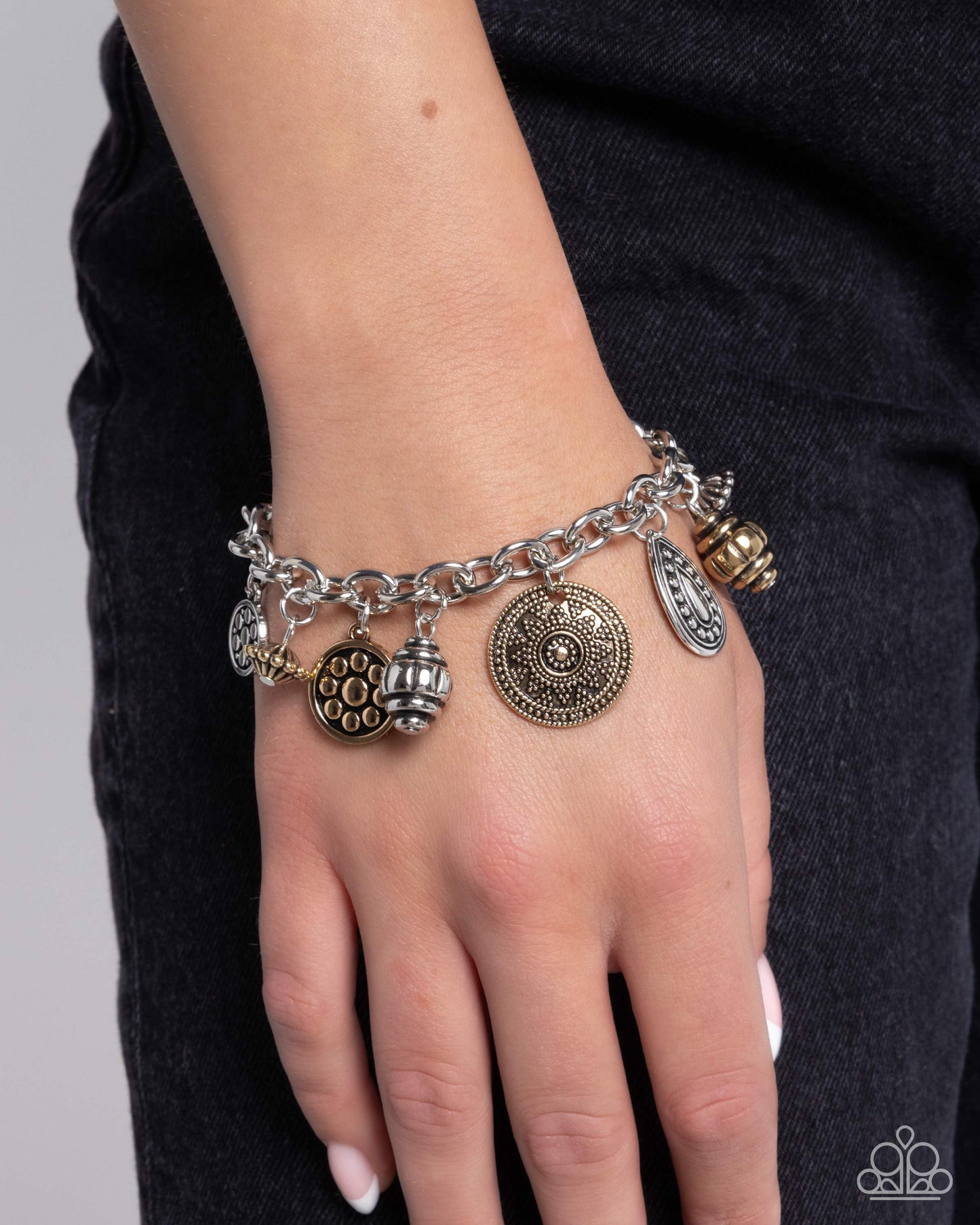 Embellished Estate - Bracelet