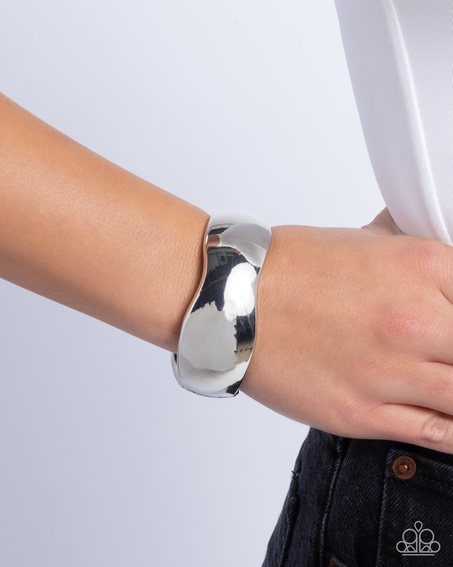 Curved Confident - Silver Hinge Bracelet - Paparazzi Accessories