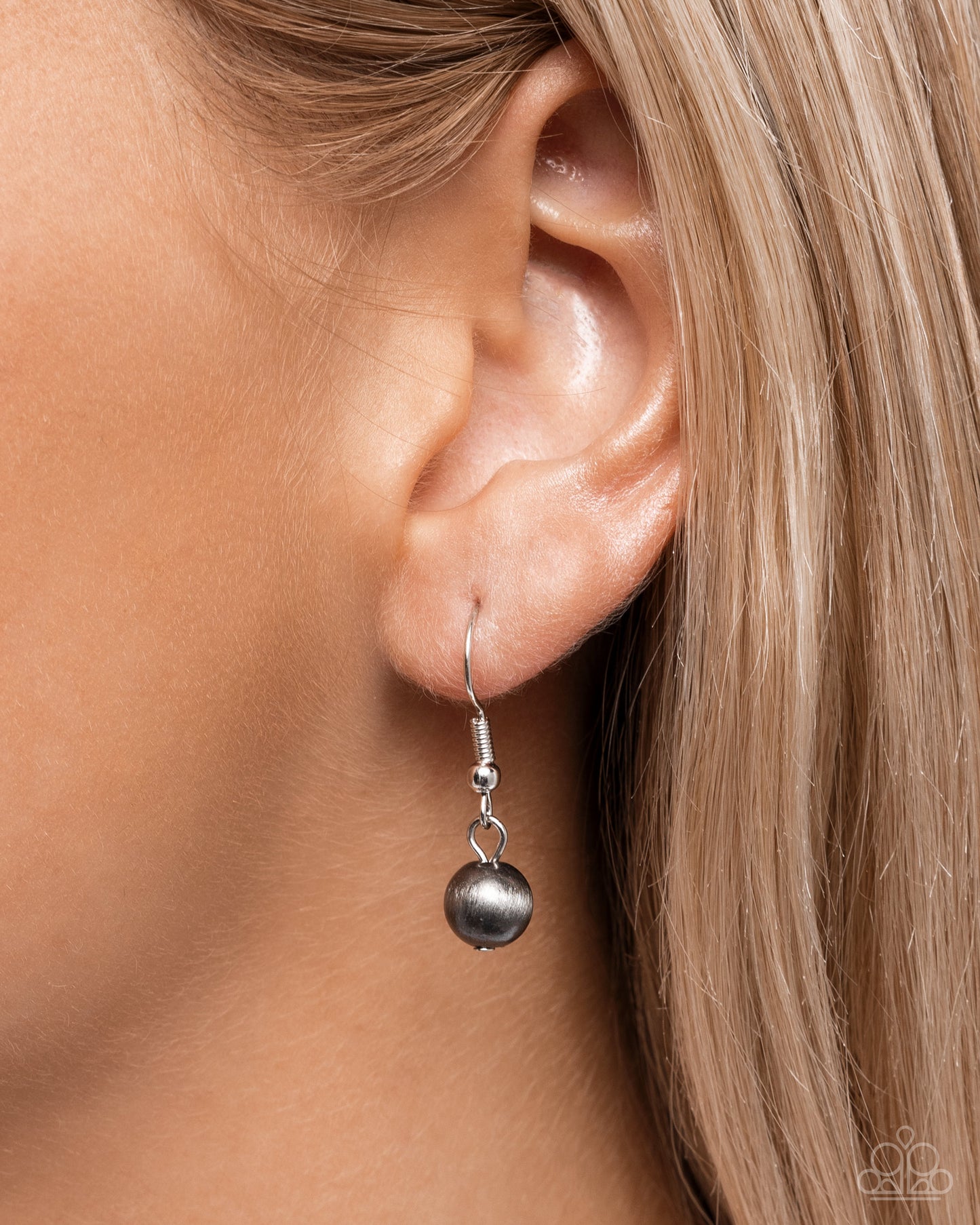 Elongated Element - Silver Navajo Pearl Y Necklace - Paparazzi Accessories