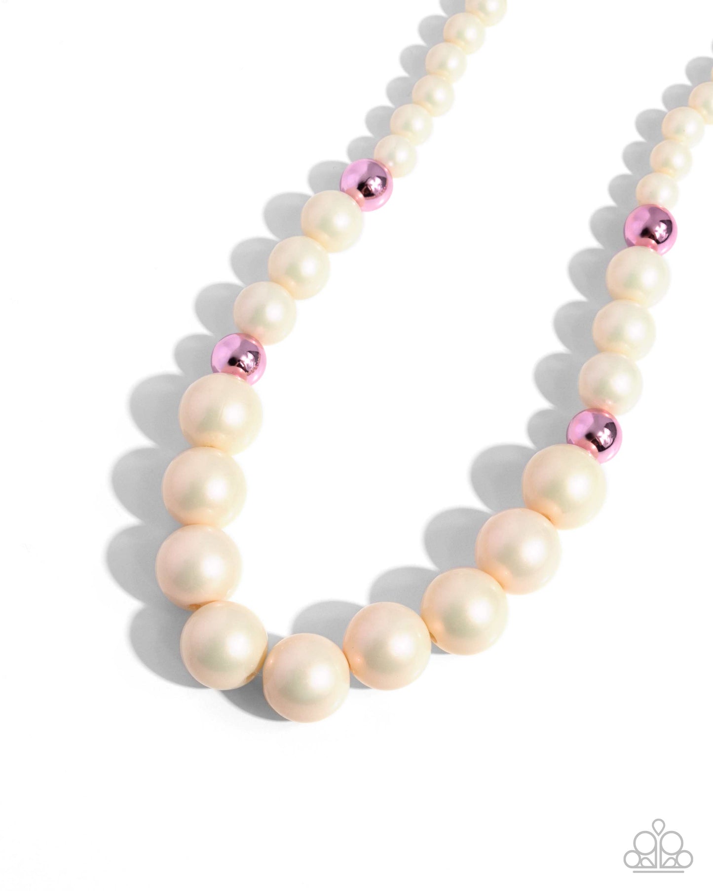 Pearl Platoon - Complete Look - Paparazzi Accessories