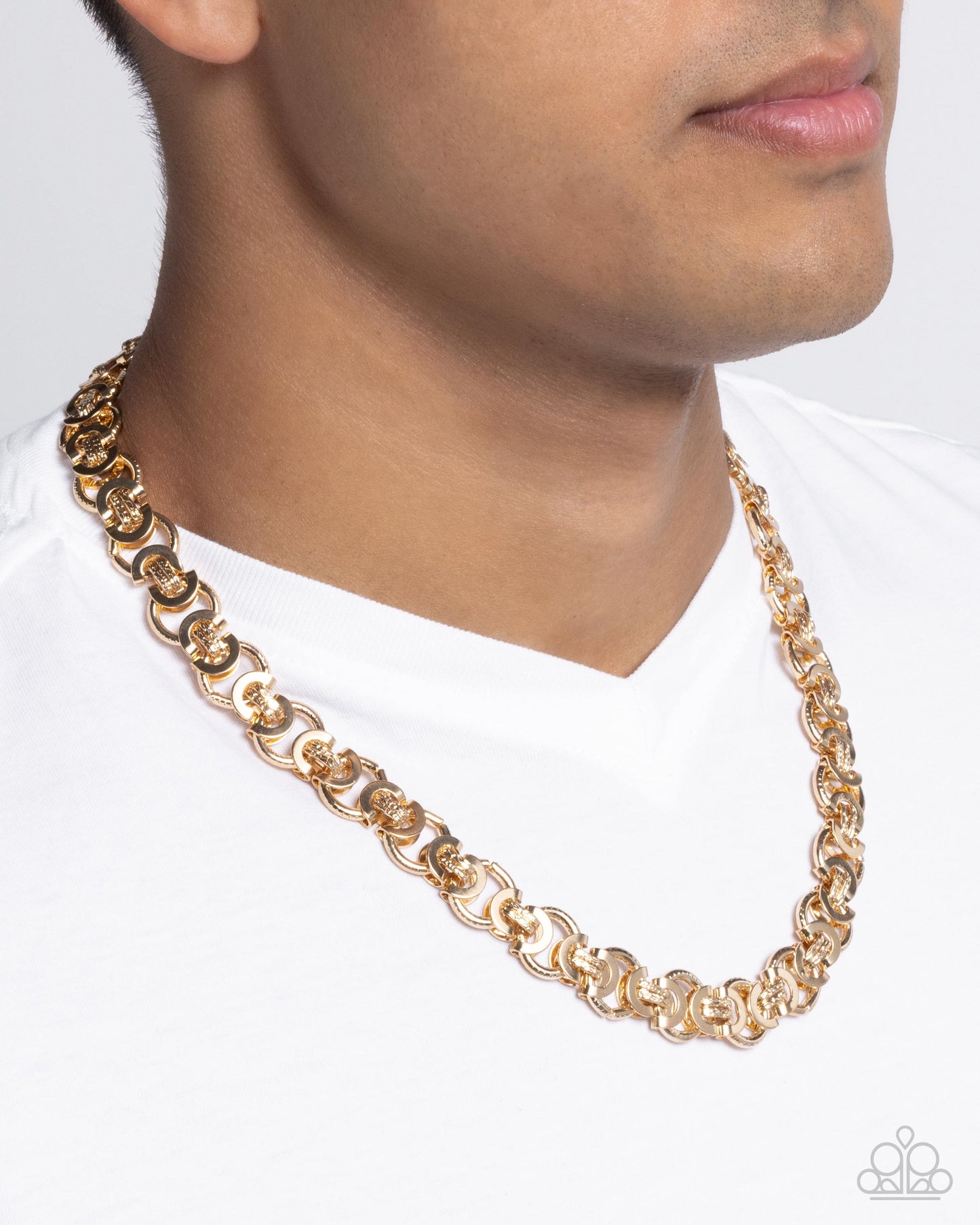 Complete Look - Gold Urban Chain Necklace & Bracelet - Paparazzi Accessories