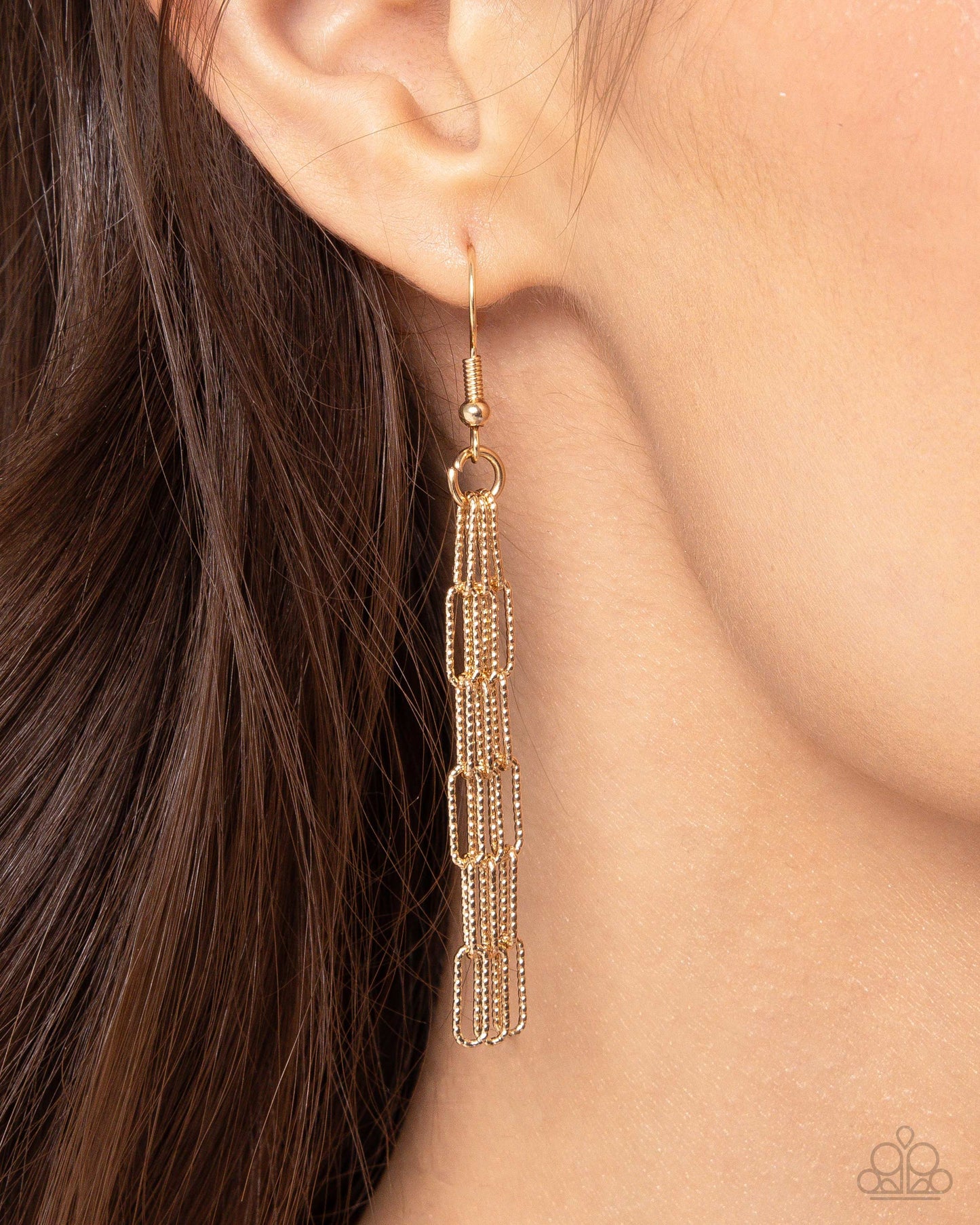 Complete Look - Gold Necklace & Clasp Bracelet - Paparazzi Accessories
