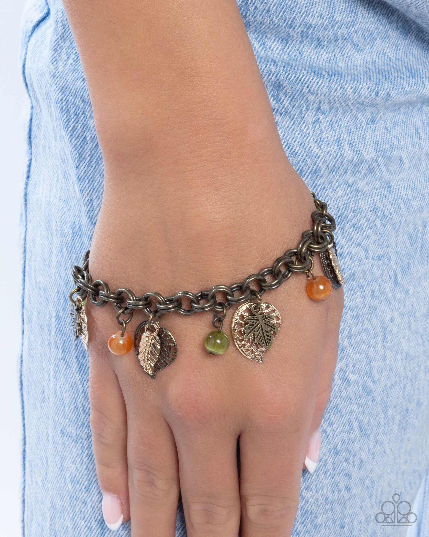 Autumn Equinox - Brass Leaf Clasp Bracelet - Paparazzi Accessories