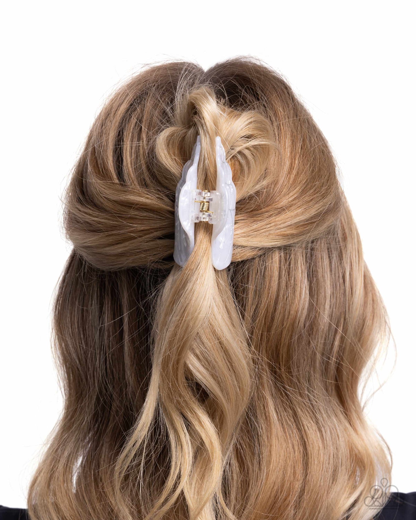 Conch Chic - White Acrylic Seashell Claw Clip - Paparazzi Accessories