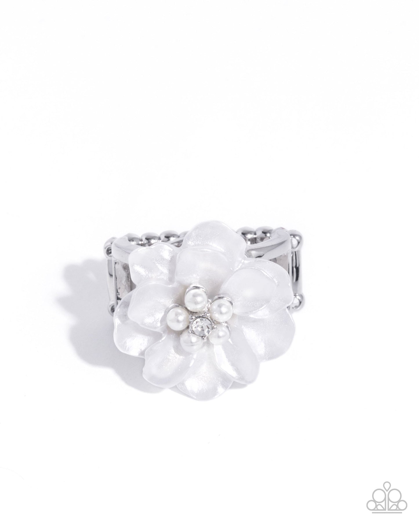 Pinched Petals - White