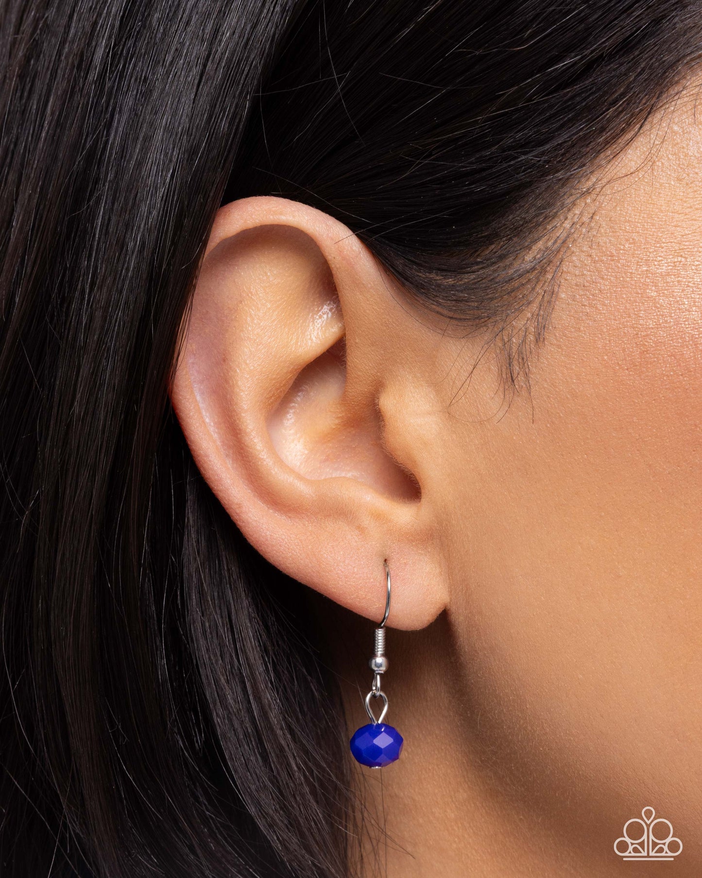 Teardrop Tale - Blue Faceted Gem Silver Toggle Necklace - Paparazzi Accessories