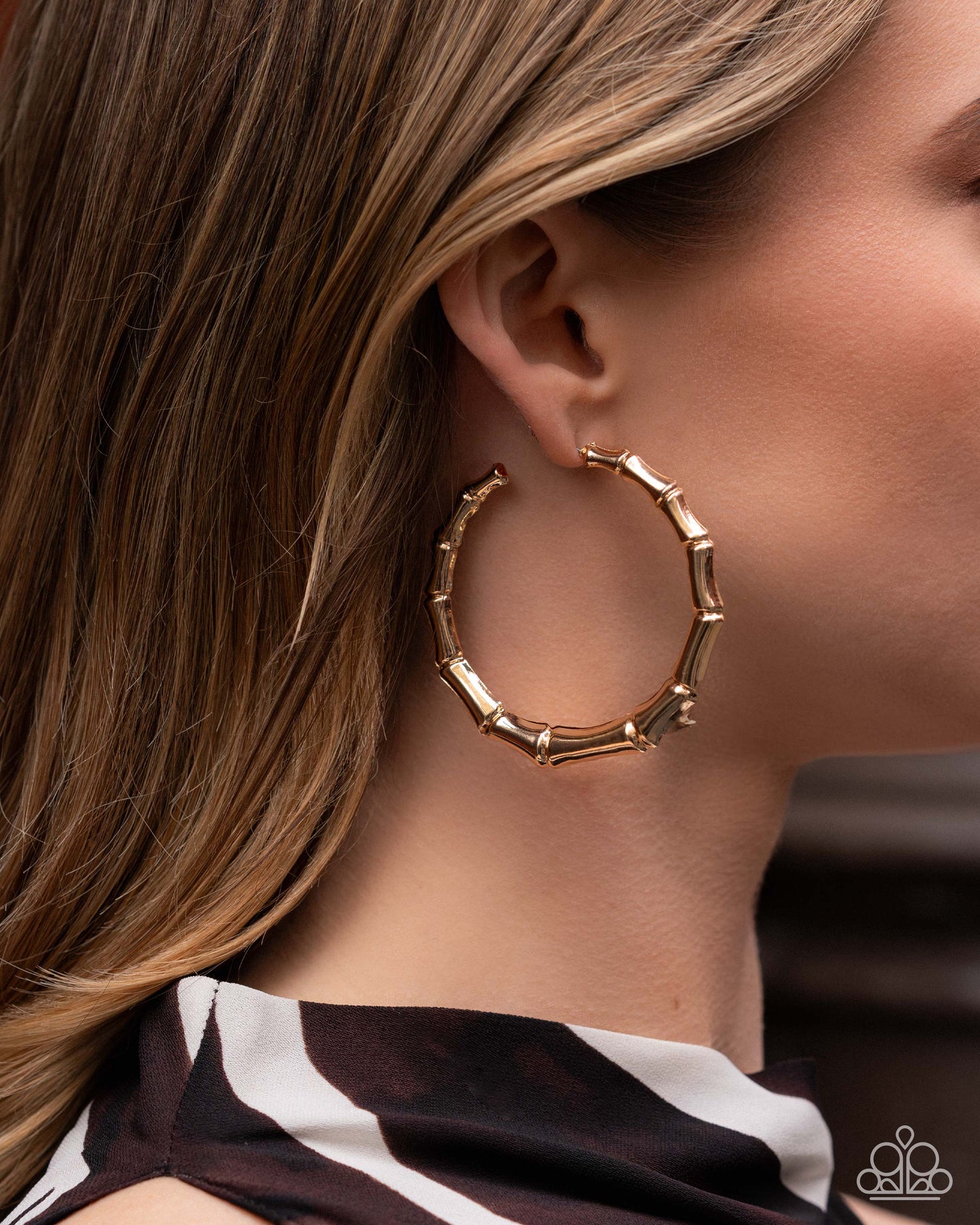 Tailored Tribute - Gold Hoop Earrings - Paparazzi Accessories