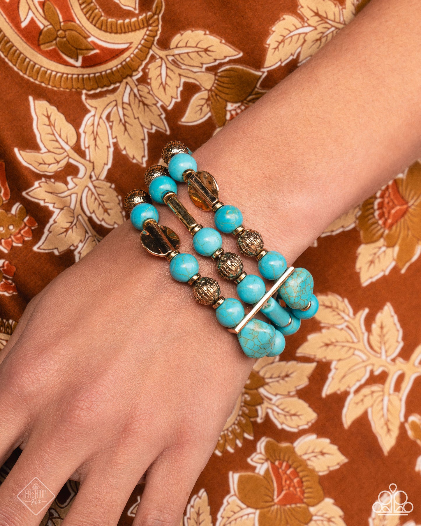 Coachella Confidence - Blue Crackle Stone Gold Stretchy Bracelet - Simply Santa Fe January 2025