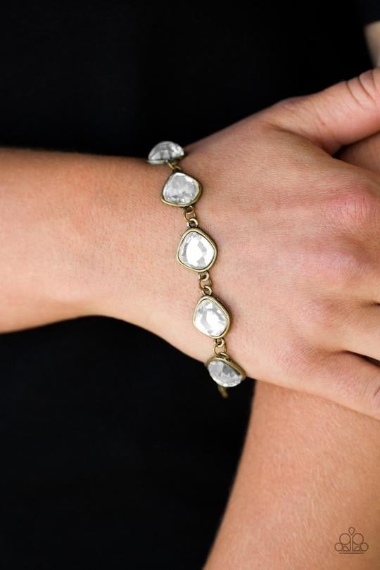 Perfect Imperfection - Brass Clasp Closure Bracelet - Paparazzi Accessories