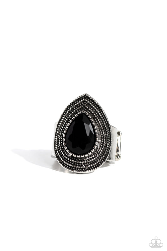 Dandy Highwayman - Black - Paparazzi Accessories