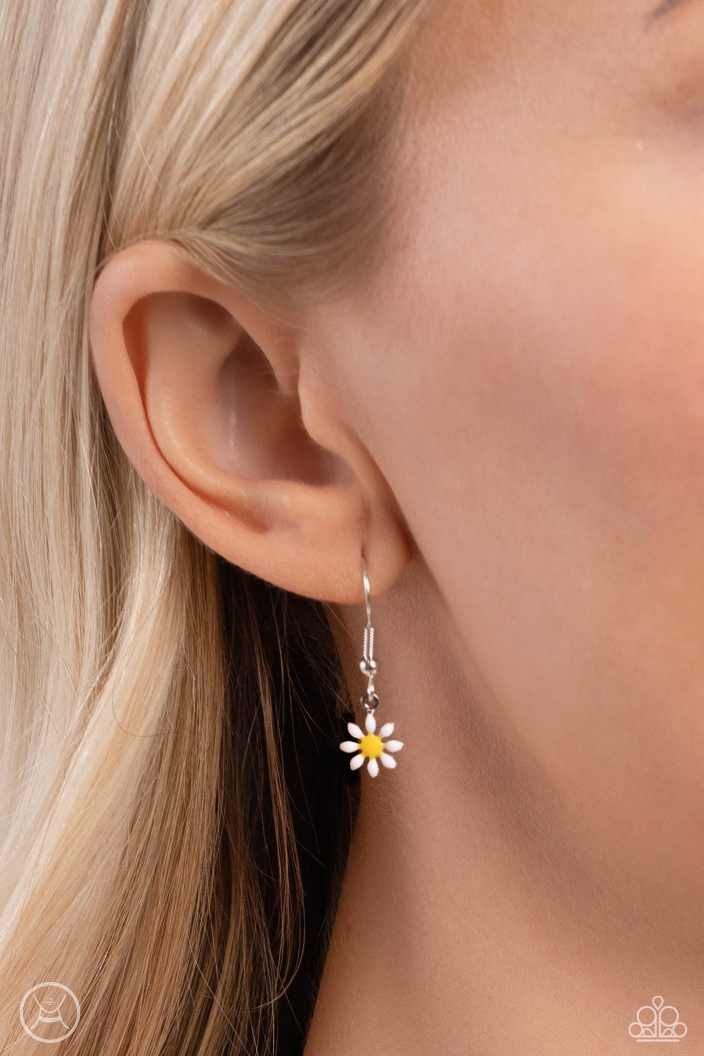 Delicate Display - White Flower Choker Necklace - Paparazzi Accessories