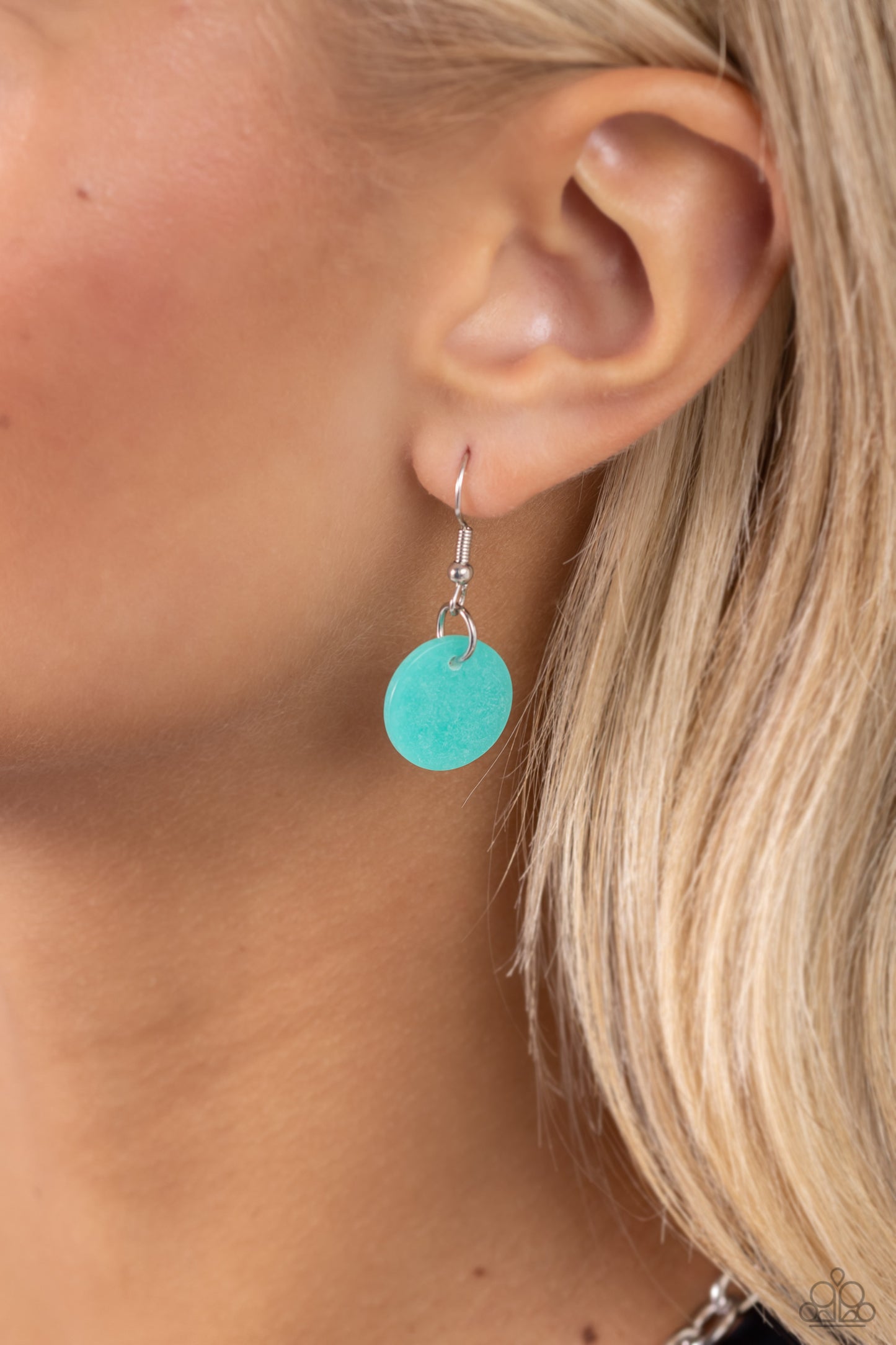 Shell Sensation - Green Seashell Lanyard Necklace - Paparazzi Accessories