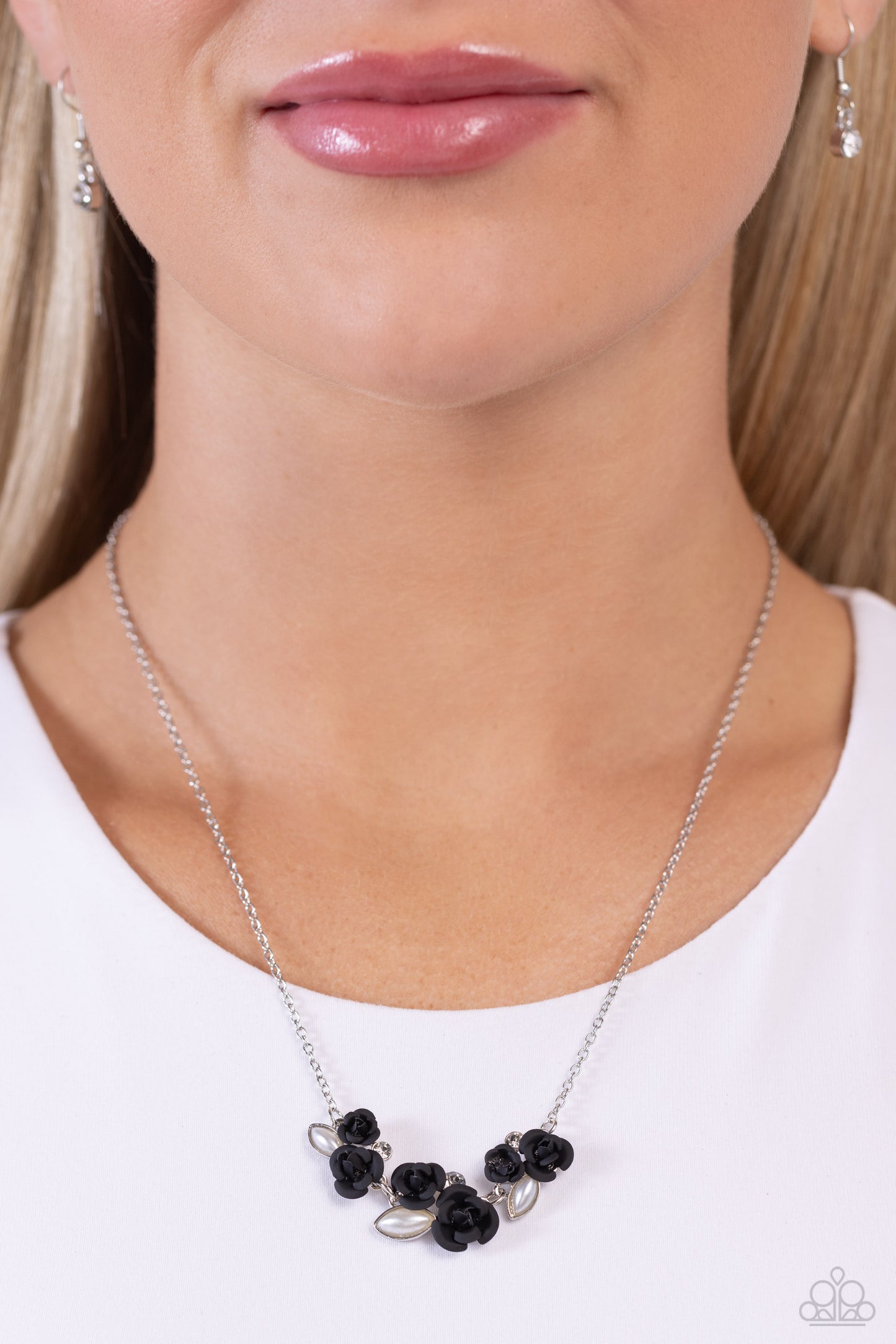 Al-ROSE Ready - Black Rose Necklace - Paparazzi Accessories