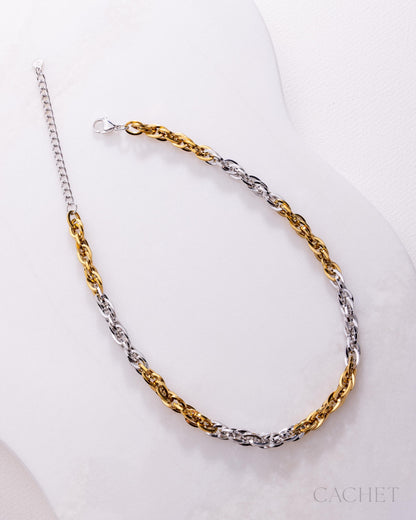 Saisonnière - 18K Gold/Rhodium-Plated Chain - CACHET by Paparazzi - 2026 Diamond Trip Exclusive