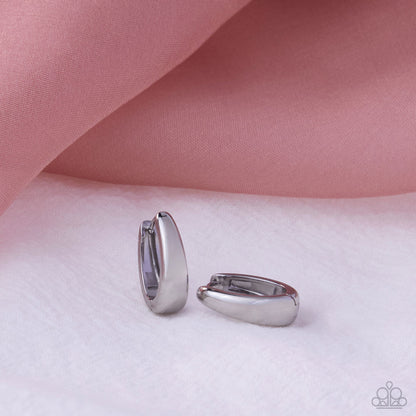 Stainless Stroll - Silver - April 2026 Life of the Party Exclusive