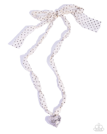 Loveable Gaze - White - 2026 Diamond Trip Exclusive