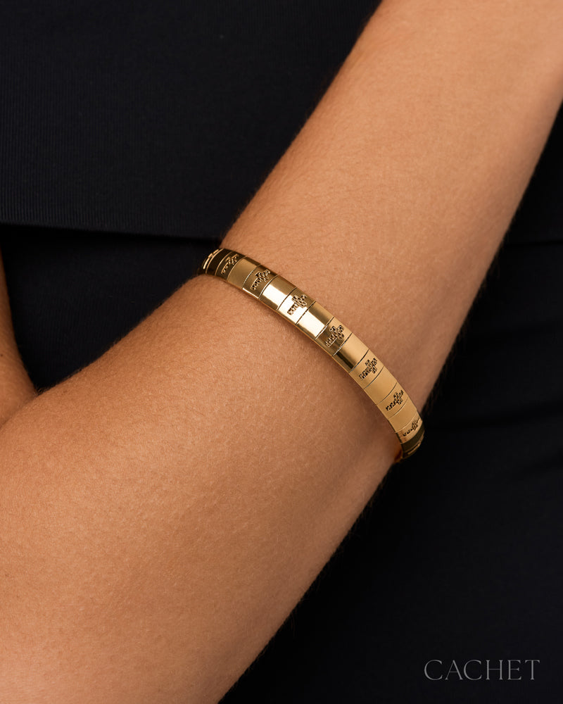 Prévenances - 18K Gold-Plated Cross Inspirational/Religious Bracelet - CACHET by Paparazzi - 2026 Diamond Trip Exclusive