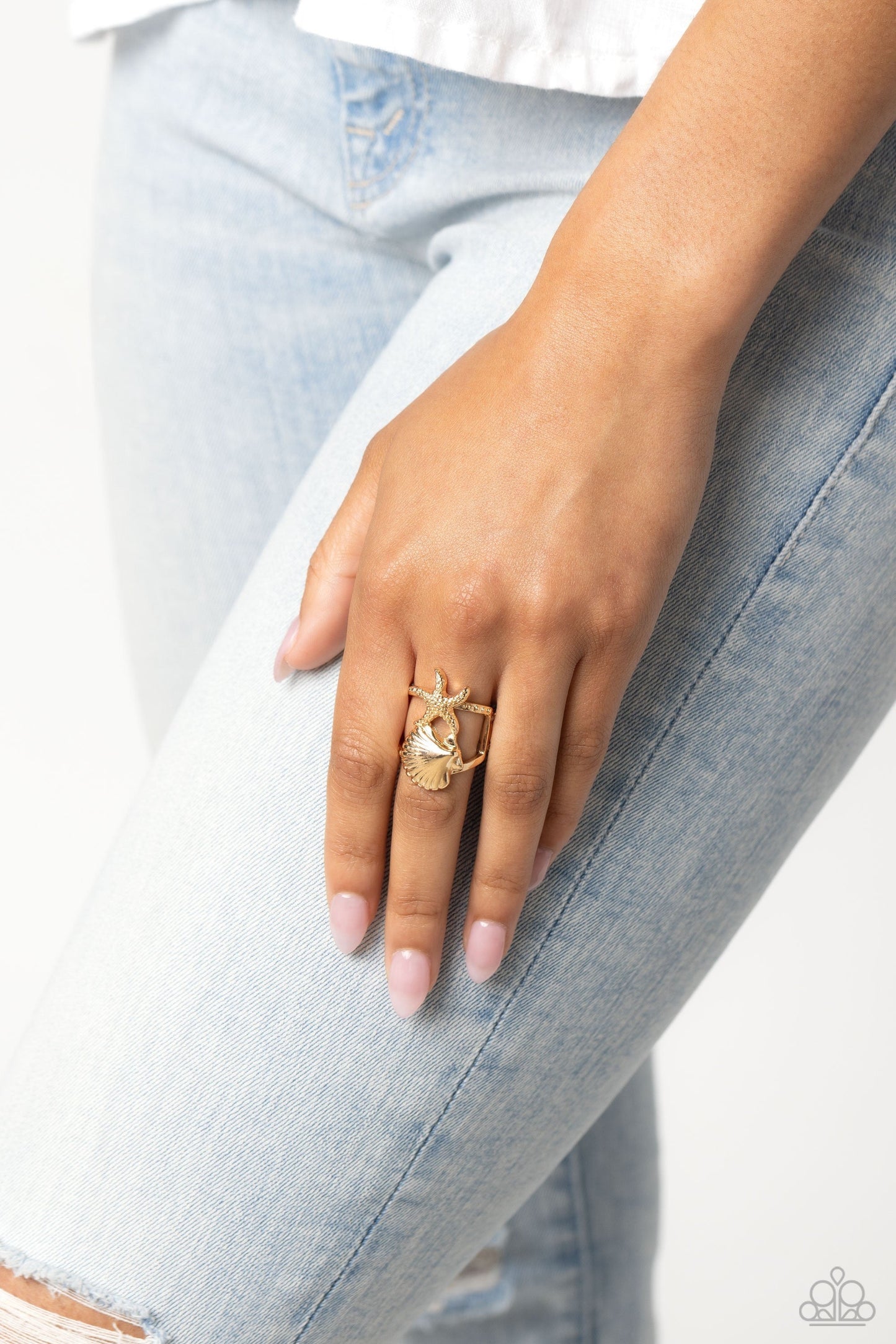 Seashell Showcase - Gold Starfish Ring - Paparazzi Accessories