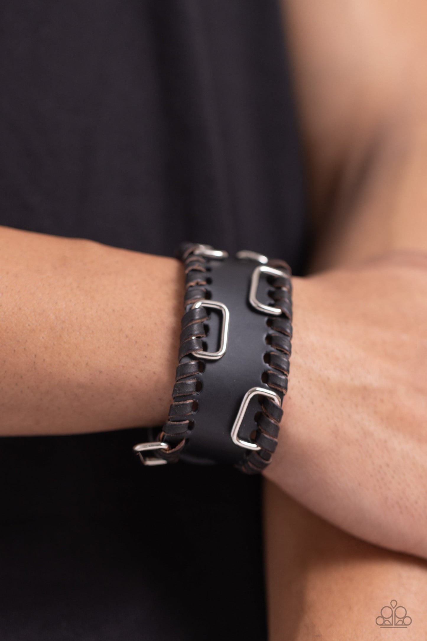 OUTLAW Enforcement - Black