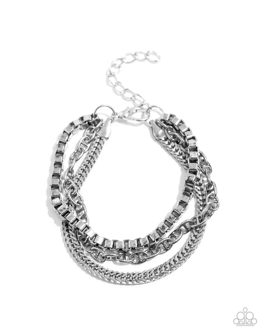 Chain Cabaret - Silver Urban Clasp Bracelet - Paparazzi Accessories