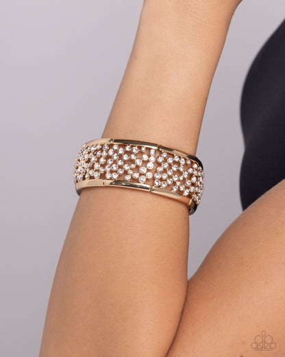 Subtly Scattered - Gold Stretchy Bracelet - Paparazzi Accessories