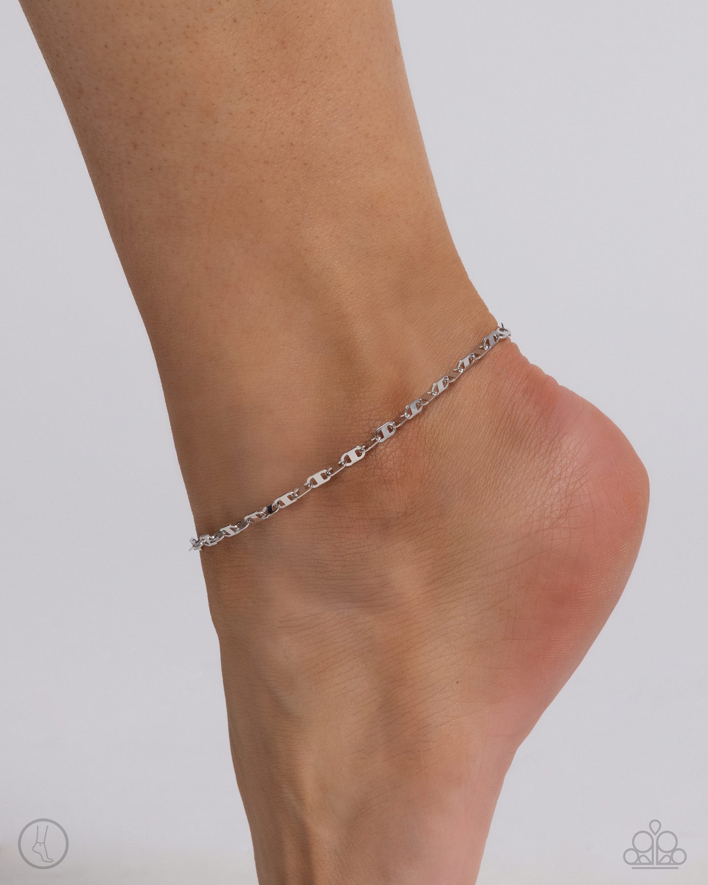 Linked Legacy - Silver Clasp Anklet - Paparazzi Accessories