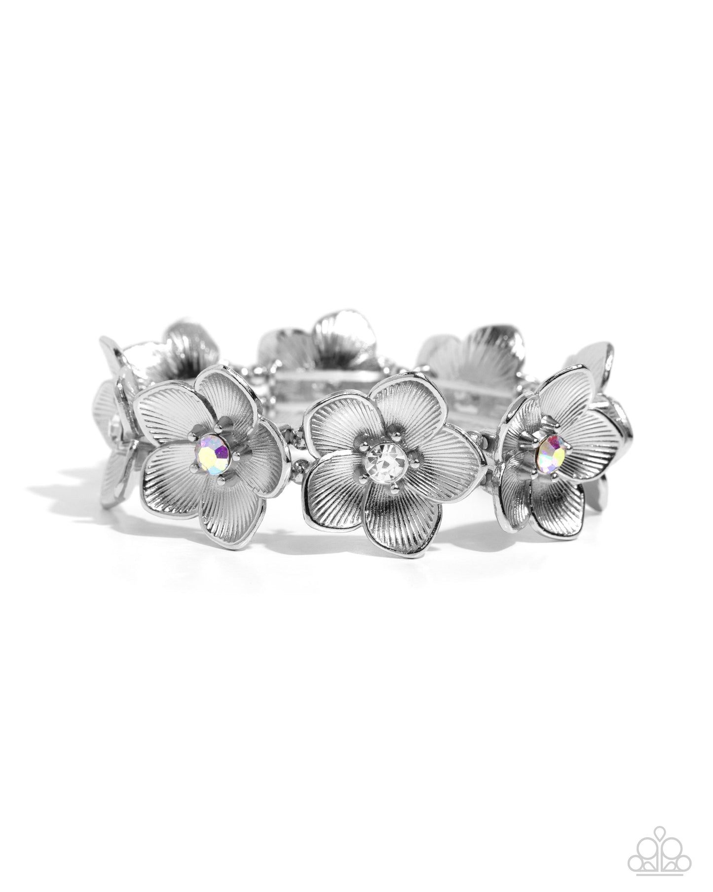 General Grandeur - White Flower Stretchy Bracelet - Paparazzi Accessories