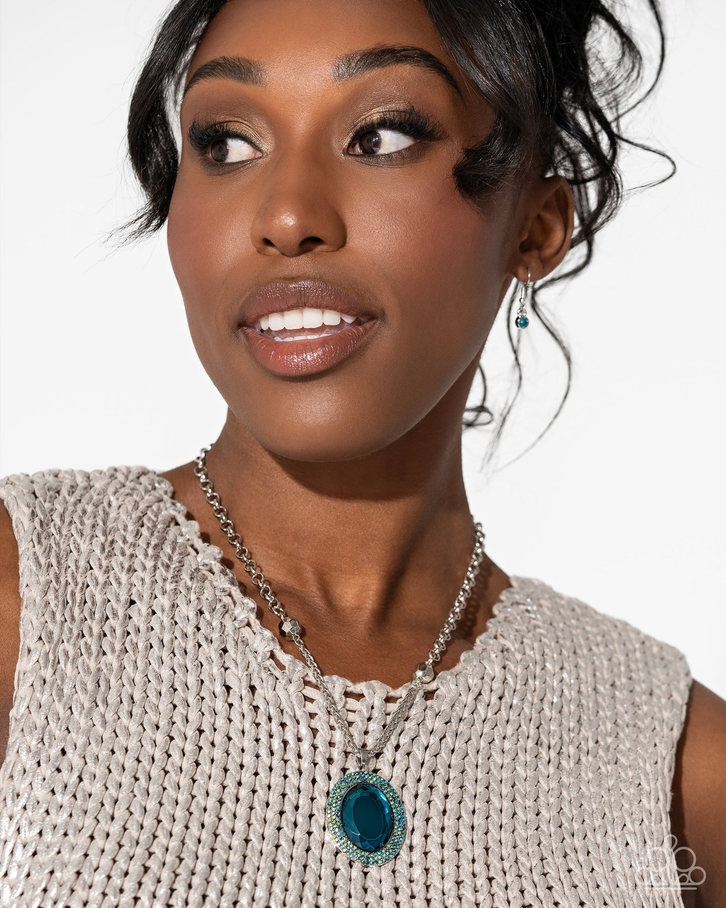 Manufactured Majesty - Blue Necklace - Life of the Party - Paparazzi Accessories