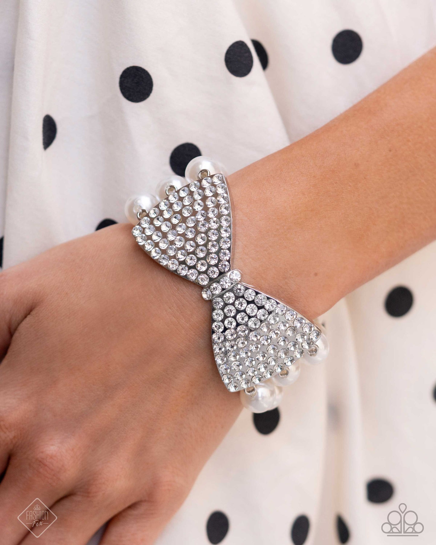 Dashing Demeanor - White Rhinestone Bow Bracelet - Paparazzi Accessories