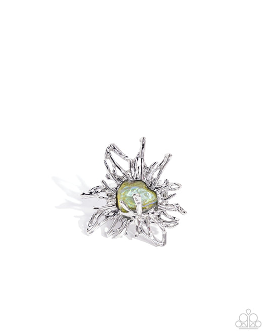 Artistic Movement - Green UV Sunburst Ring - Convention Exclusive 2024 - Paparazzi Accessories