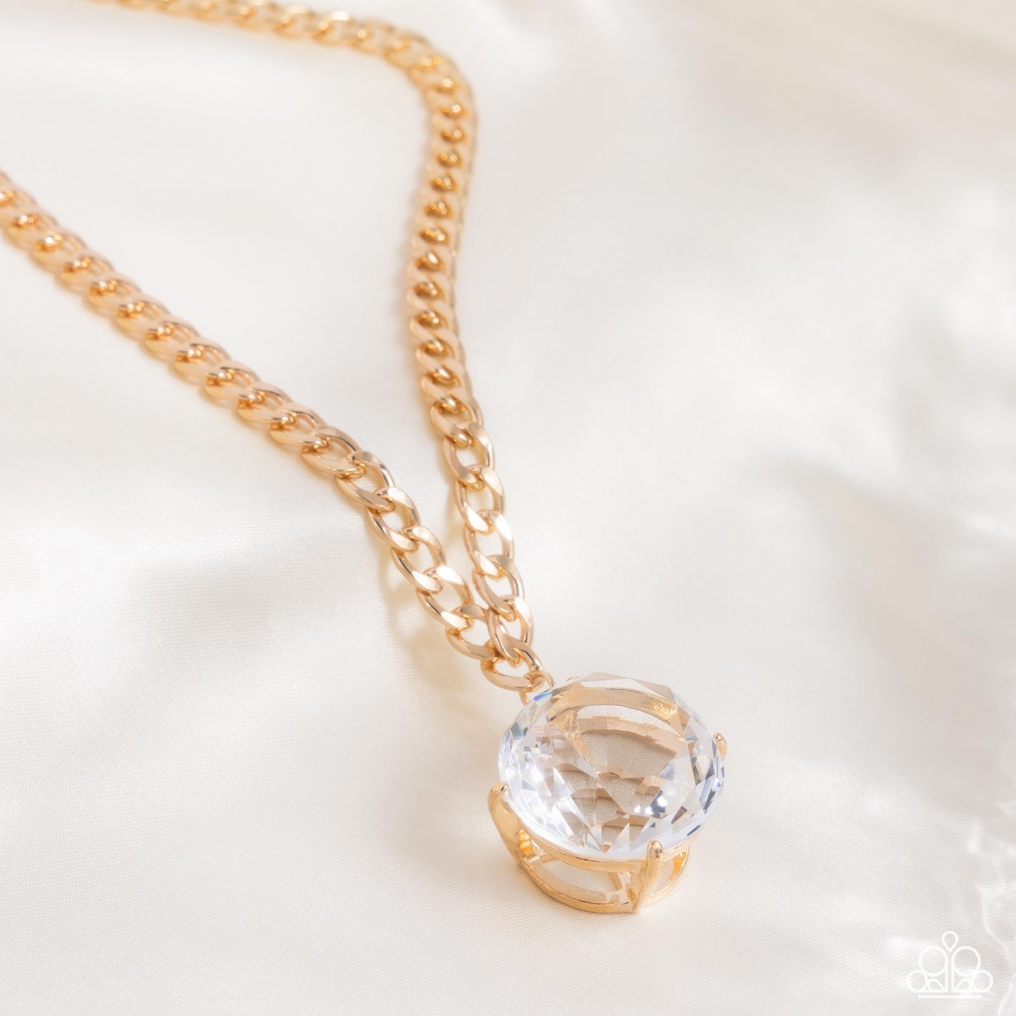 Musings State of Mind - Gold Curb Chain & White Gem Necklace - Life of the Party Exclusive - Paparazzi Accessories