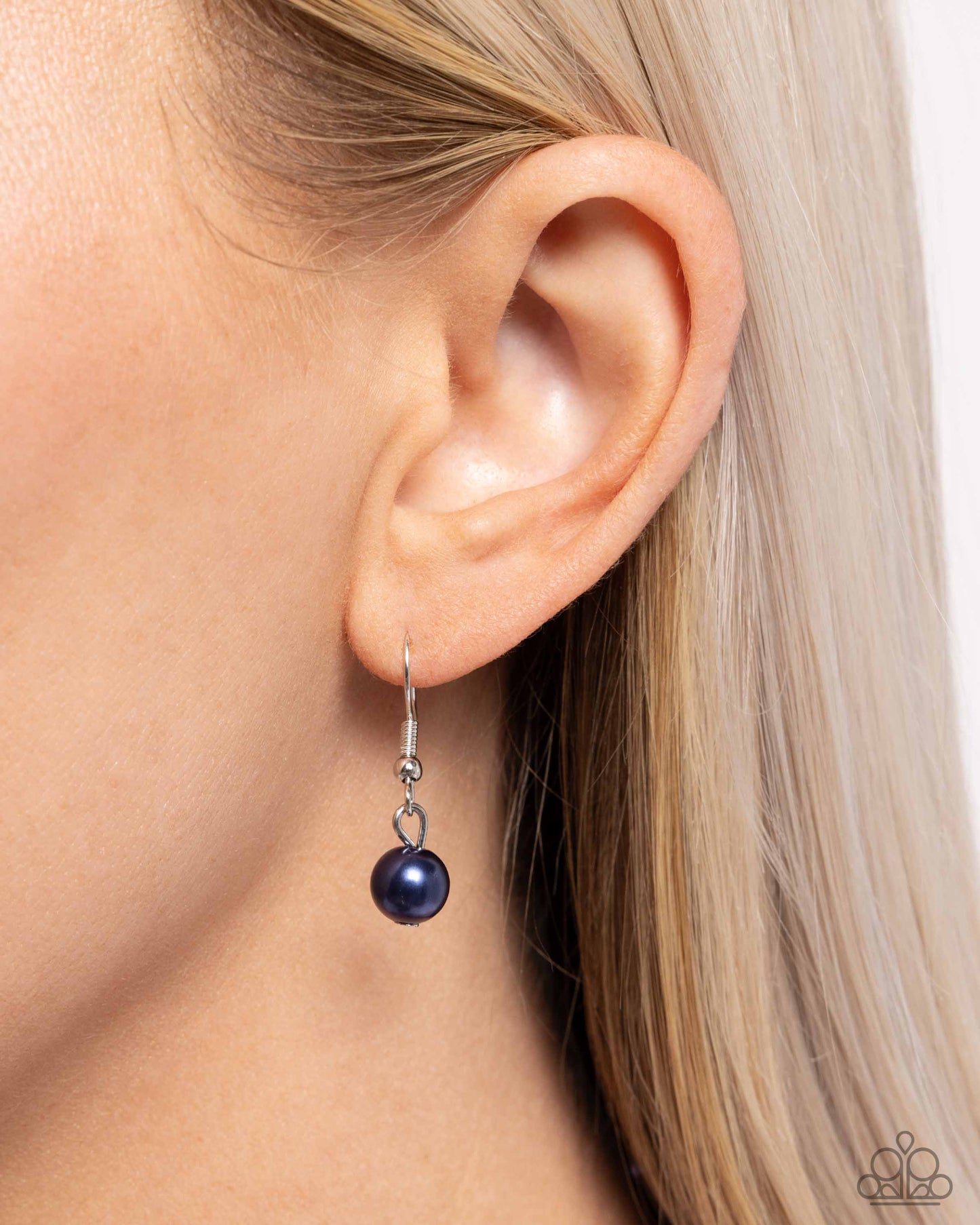 Avant-Garde Adornment - Blue Pearl Bead Necklace - Paparazzi Accessories