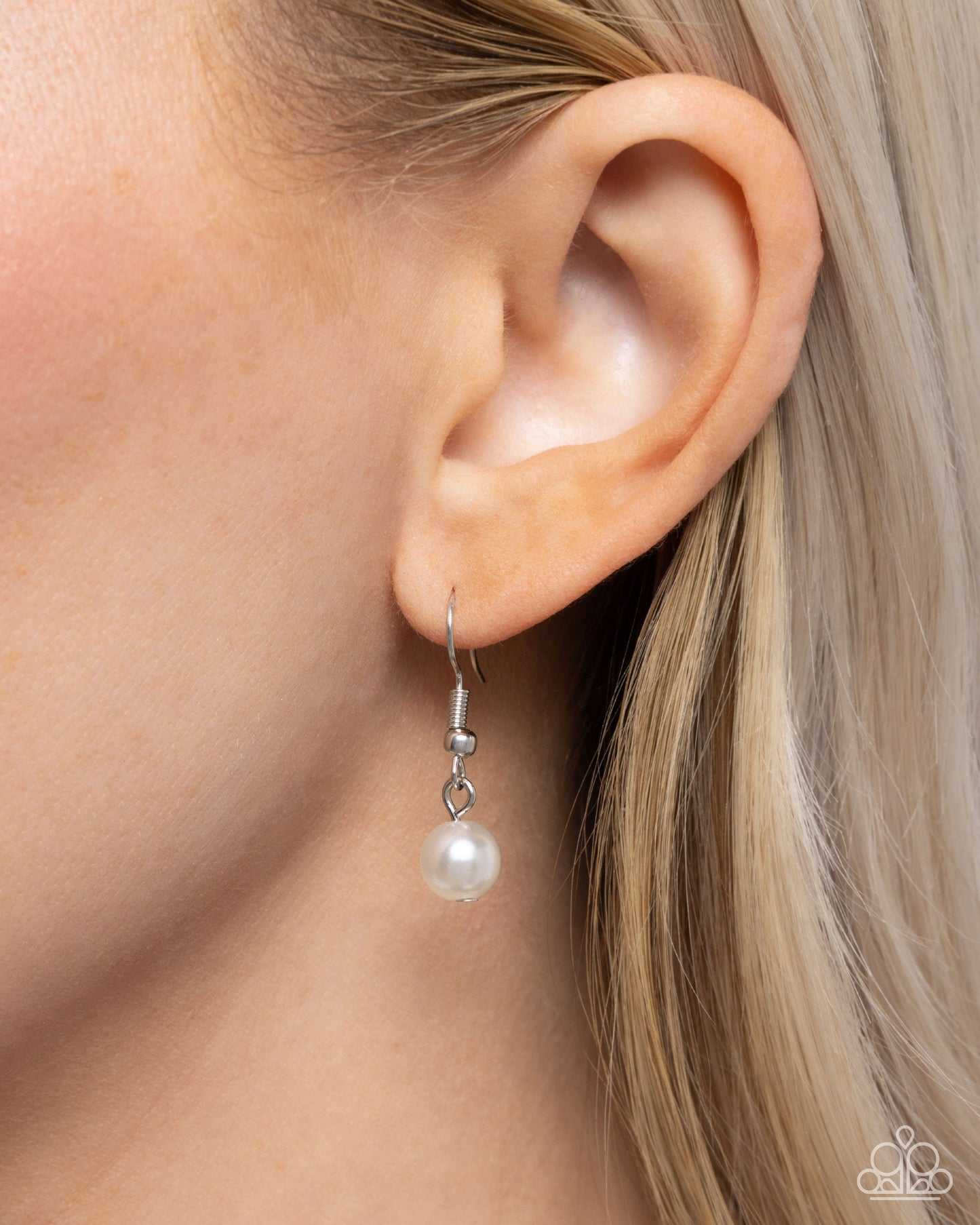 Fresh Facets - White