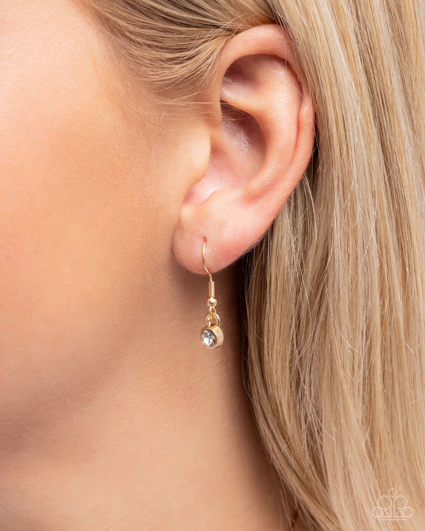 Seize the Sides - Gold Chain Necklace - Paparazzi Accessories