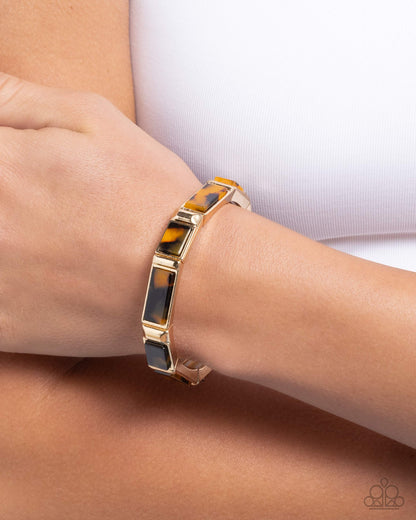 Acrylic Accent - Gold & Brown Tortoise-shell like Stretchy Bracelet - Paparazzi Accessories