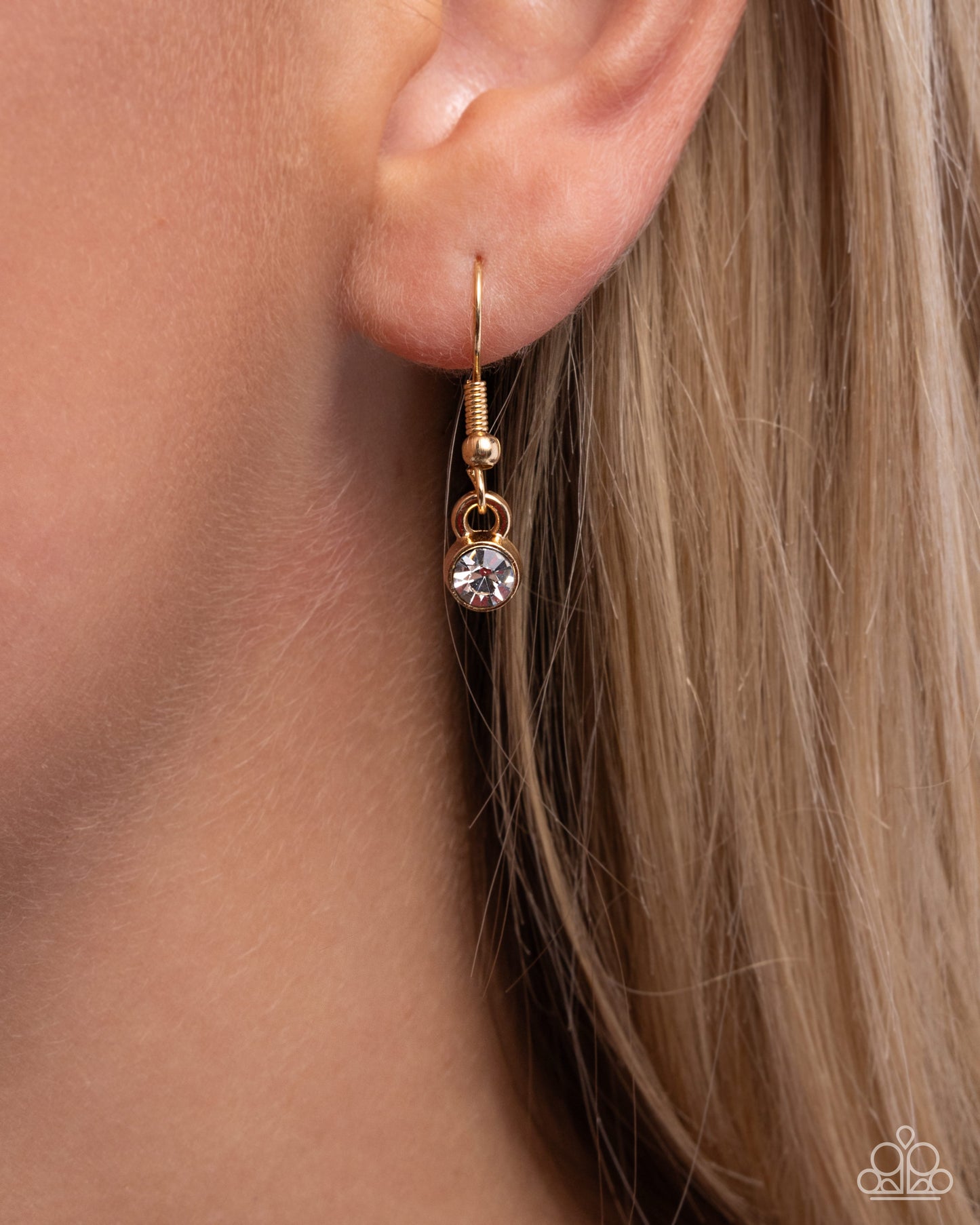 Gently Glistening - Gold