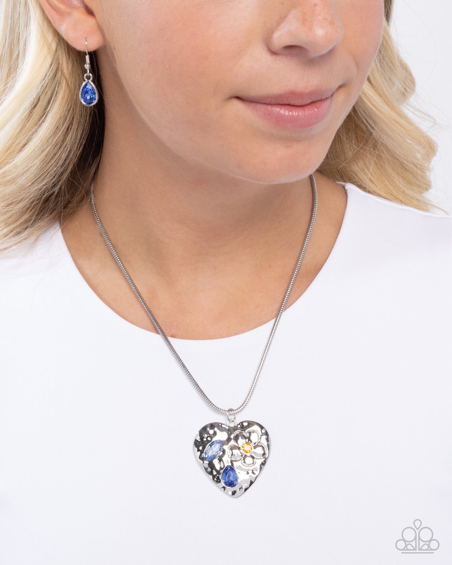 Outgoing Opulence - Blue Gems Silver Heart Pendant Necklace - Paparazzi Accessories