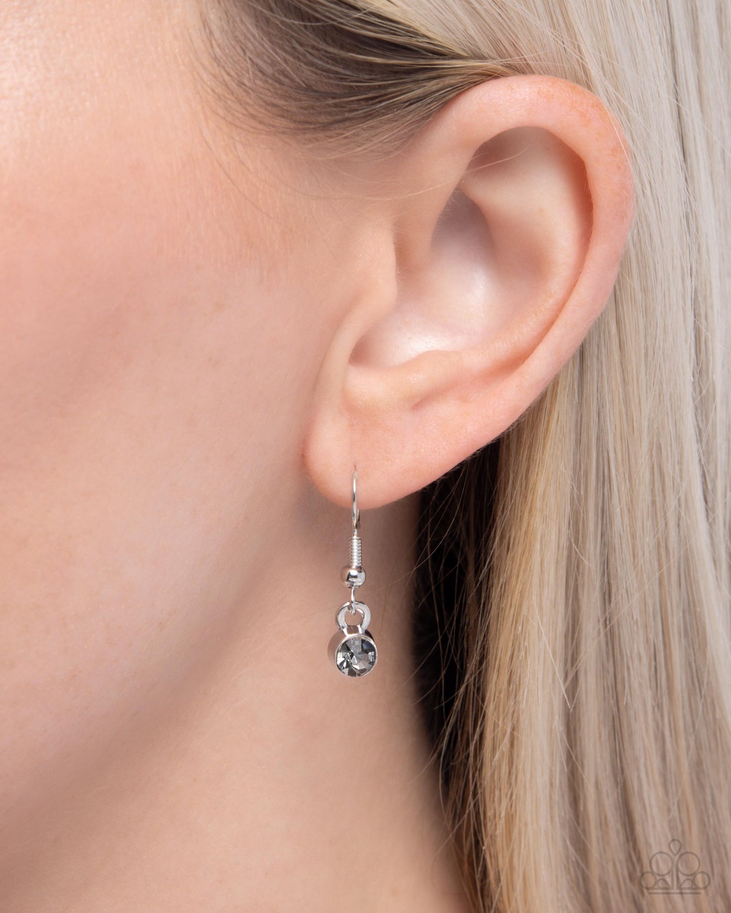 Tilted Tranquility - Black