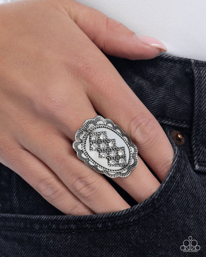 Framing Fanfare - White