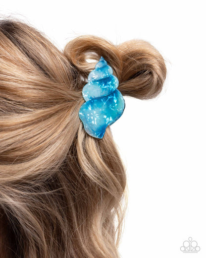 Smooth Seashell - Blue Ombre Acrylic Conch Claw Clip - Paparazzi Accessories