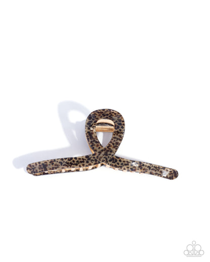 Seize the Spots - Brown Leopard Print Acrylic Gold Metal Claw Clip - Paparazzi Accessories