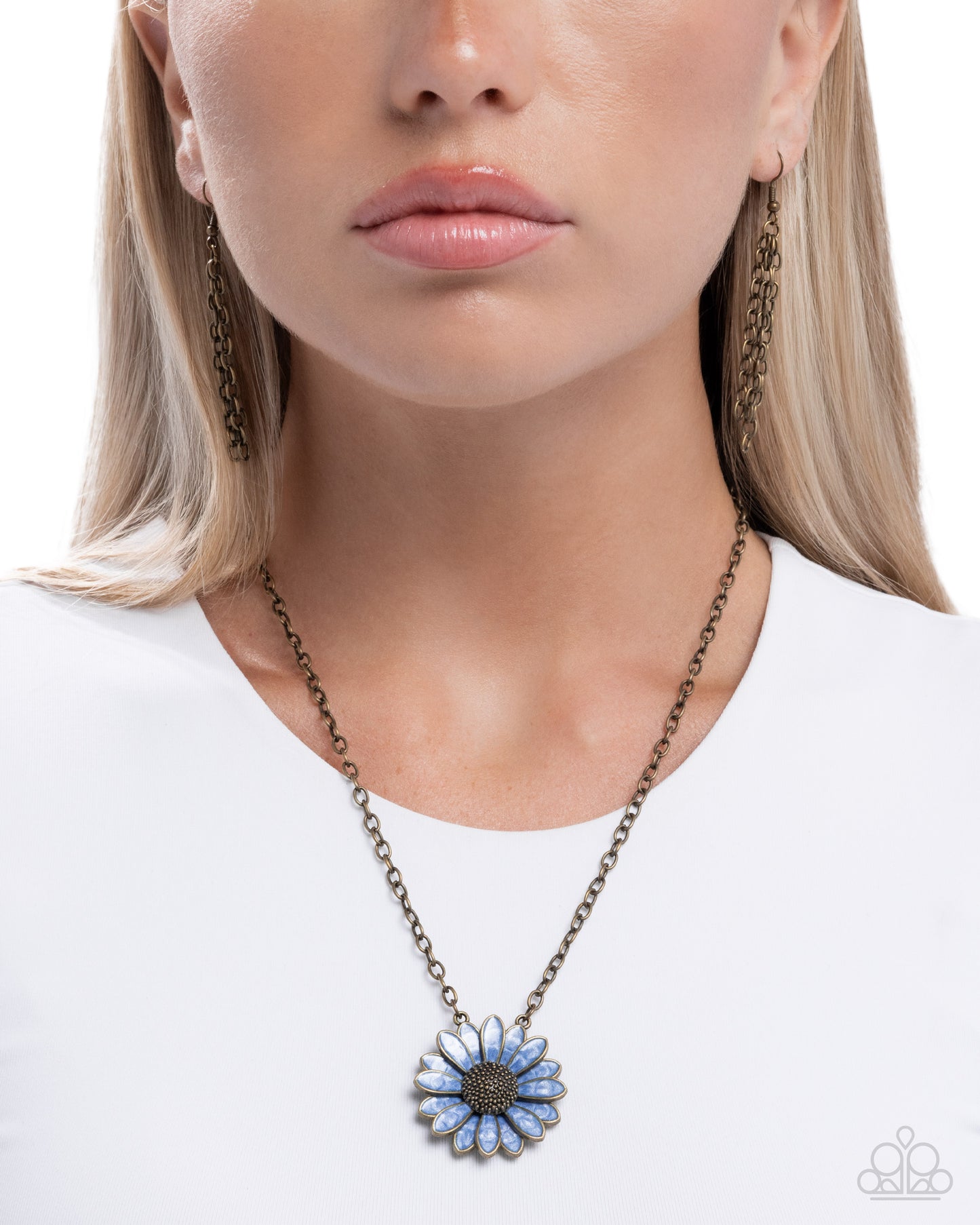 Parisian Posy - Brass