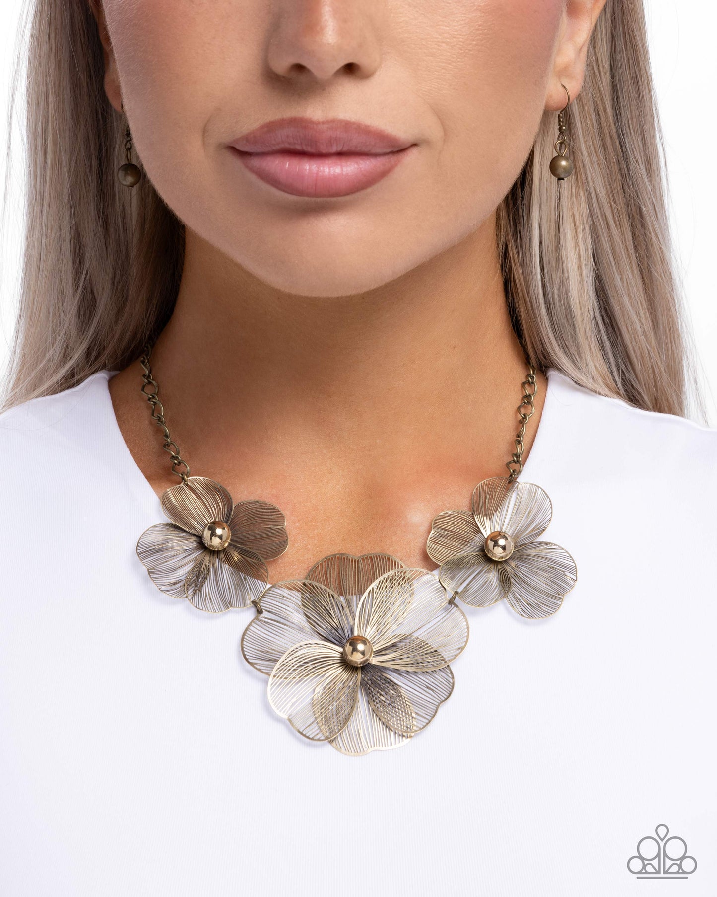 Wiry Wreath - Brass Wire Flowers Necklace - Paparazzi Accessories