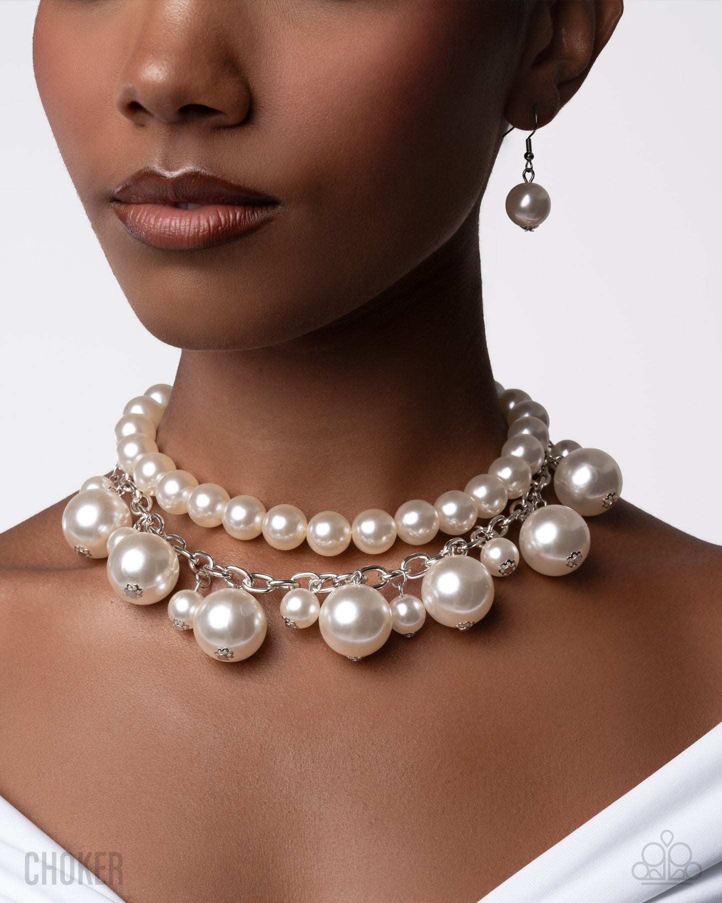 Sophisticated to the Max - White Pearl Silver Necklace - Paparazzi Accessories