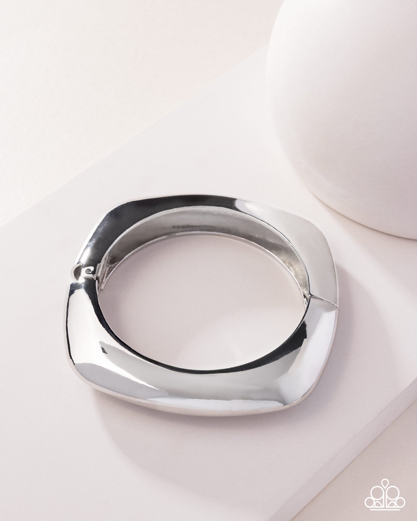 Rounded Reflection - Silver Hinge Bracelet