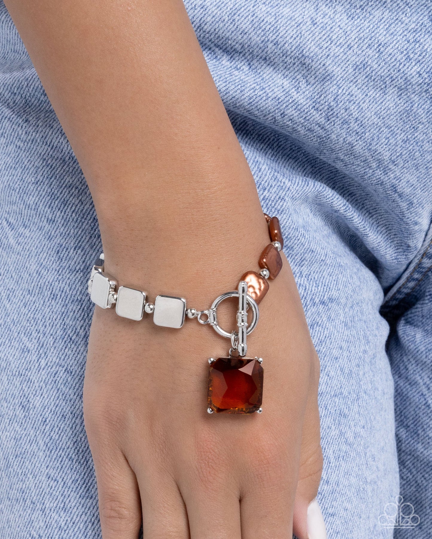 Mismatched Season - Brown